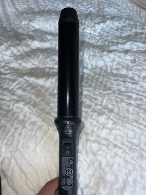 Black Curling Wand - Professional Styling Tool